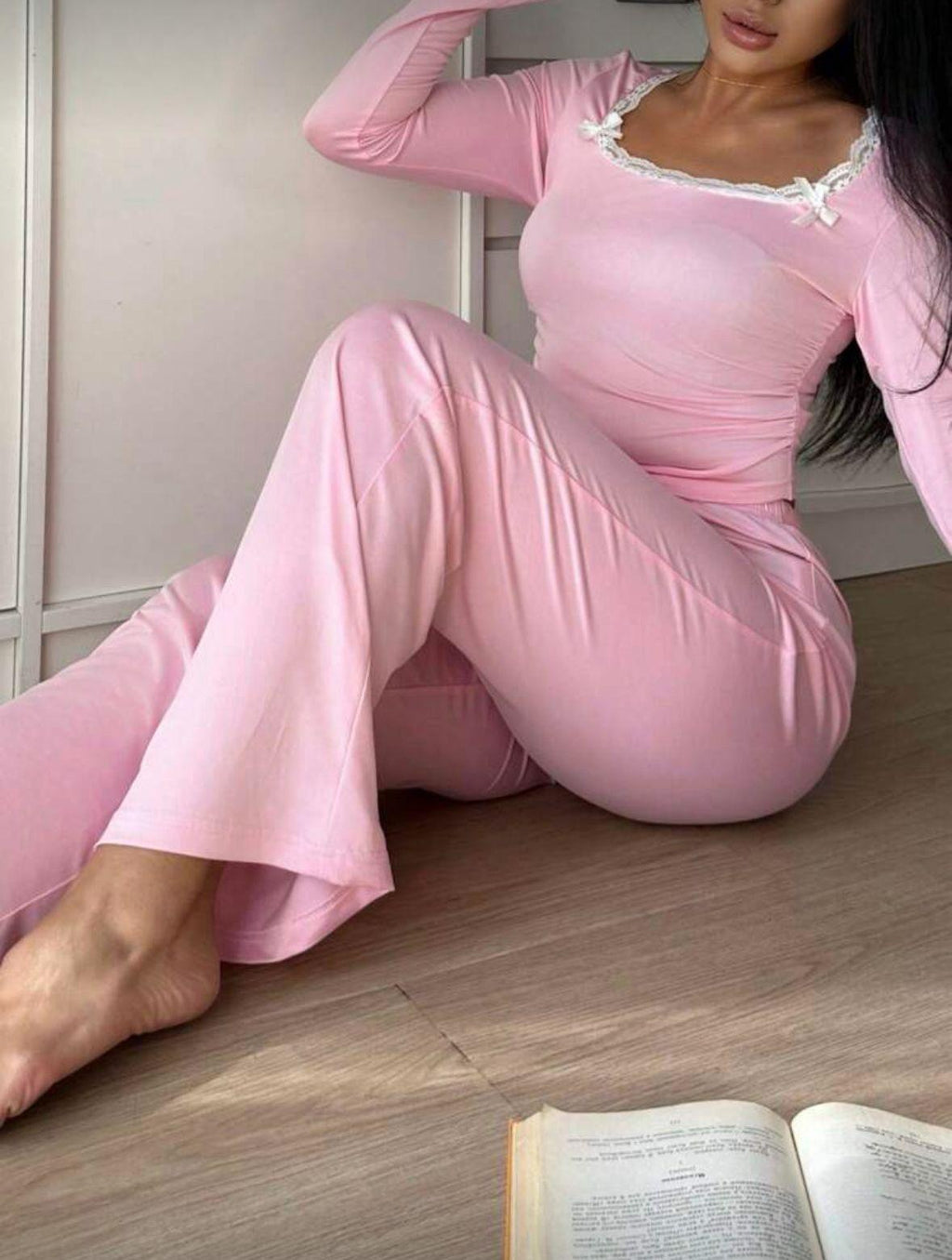 Pembe Dantelli Fiyonk Detaylı Uzun Pamuk Viskon Pijama Takımı