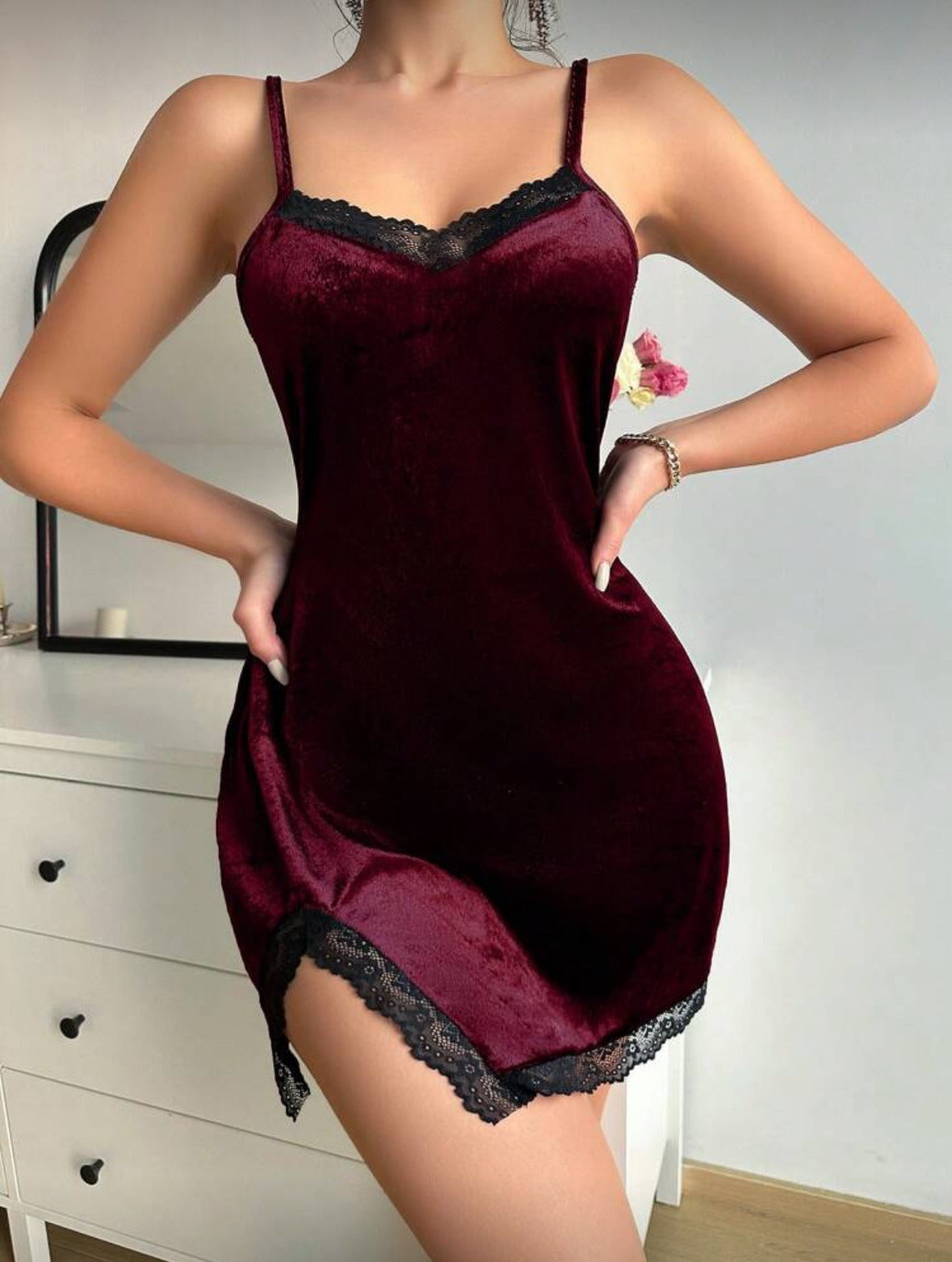 BORDO KADİFE GECELİK